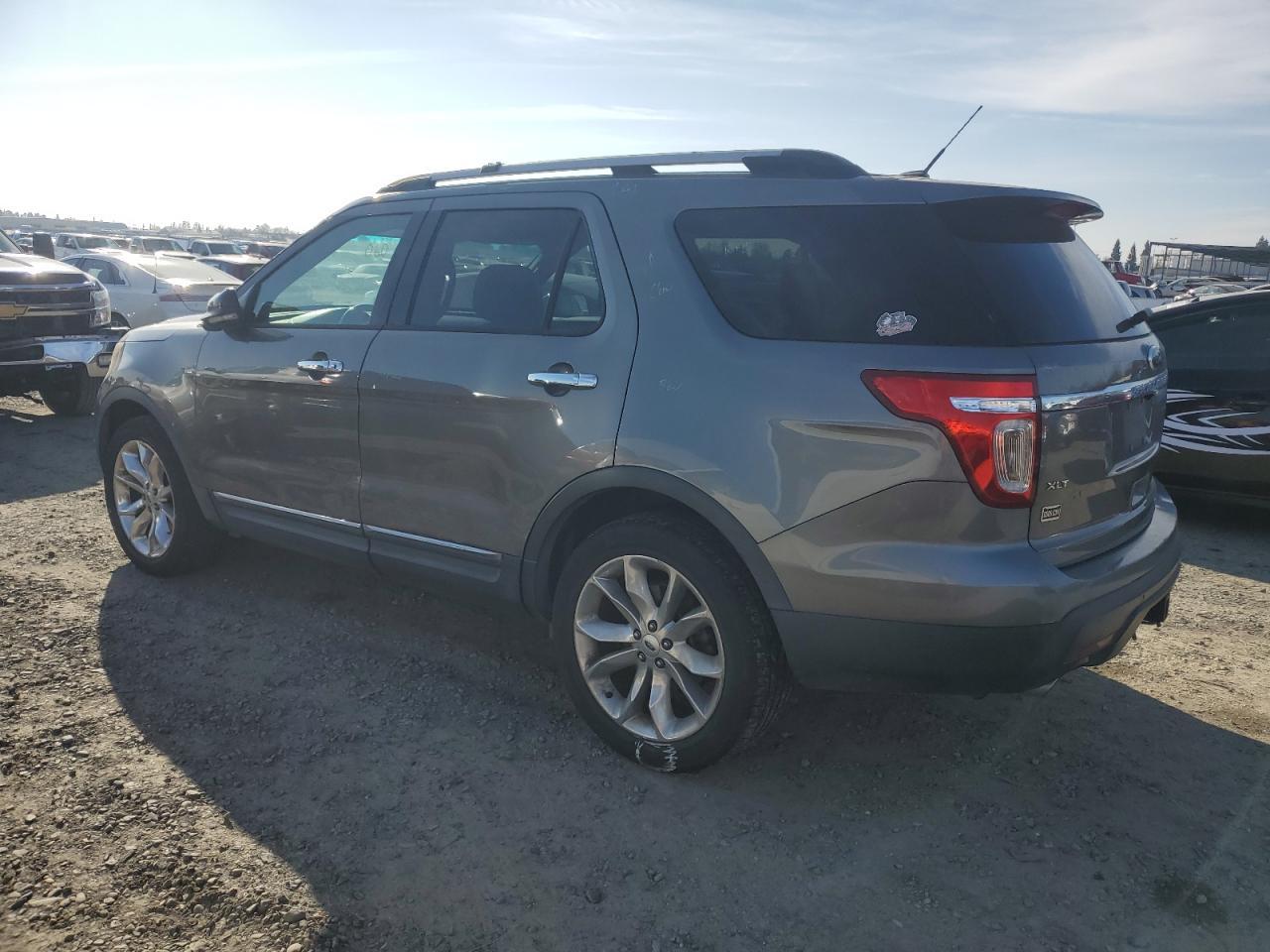 2013 FORD EXPLORER X - Image 2