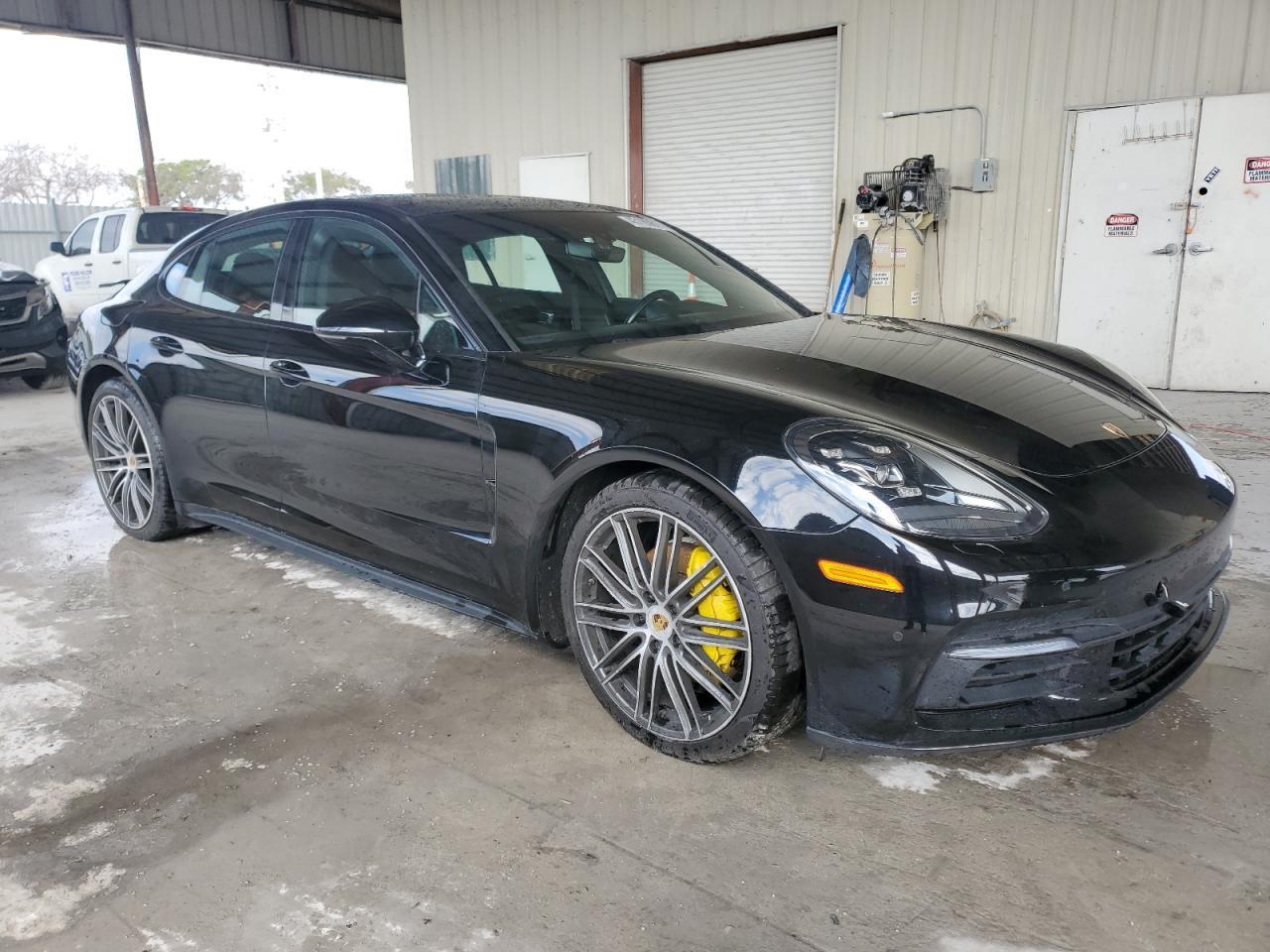 2018 PORSCHE PANAMERA 4 - Фото 4