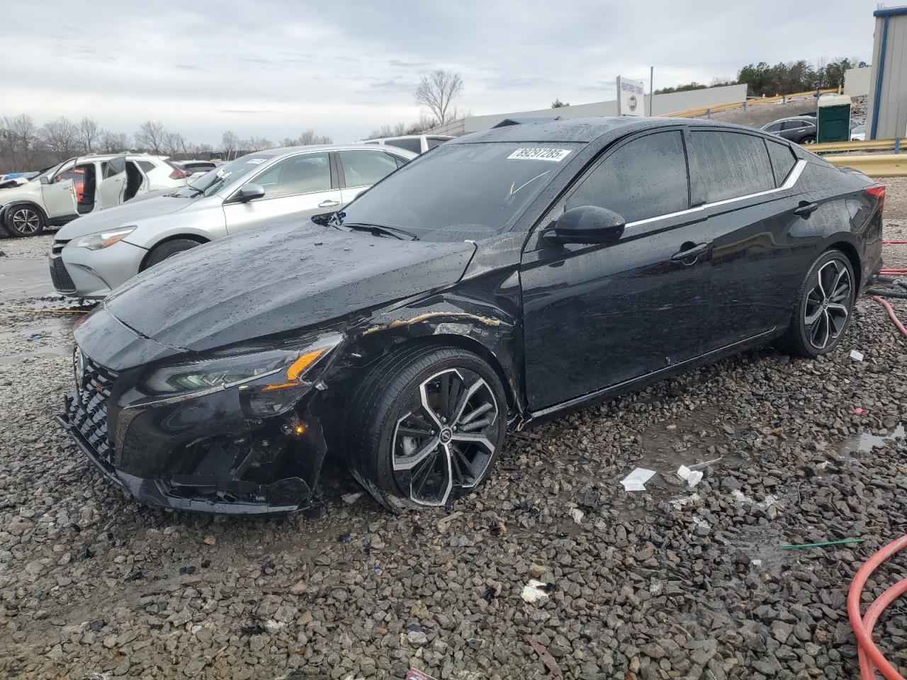 2024 NISSAN ALTIMA SR