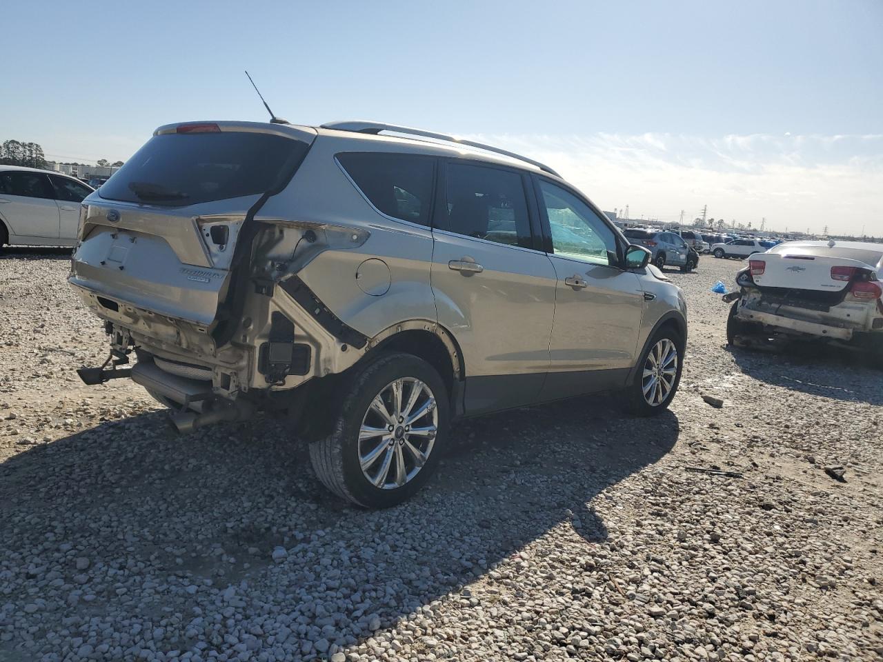 2017 FORD ESCAPE TIT - Image 3