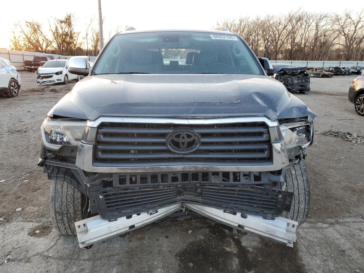 2020 TOYOTA SEQUOIA LI - Фото 5