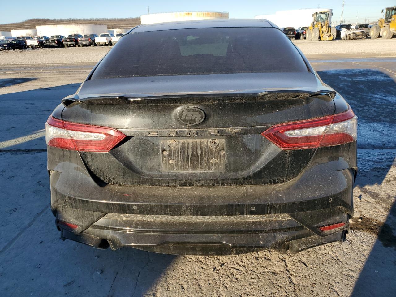 2018 TOYOTA CAMRY XSE - Image 6