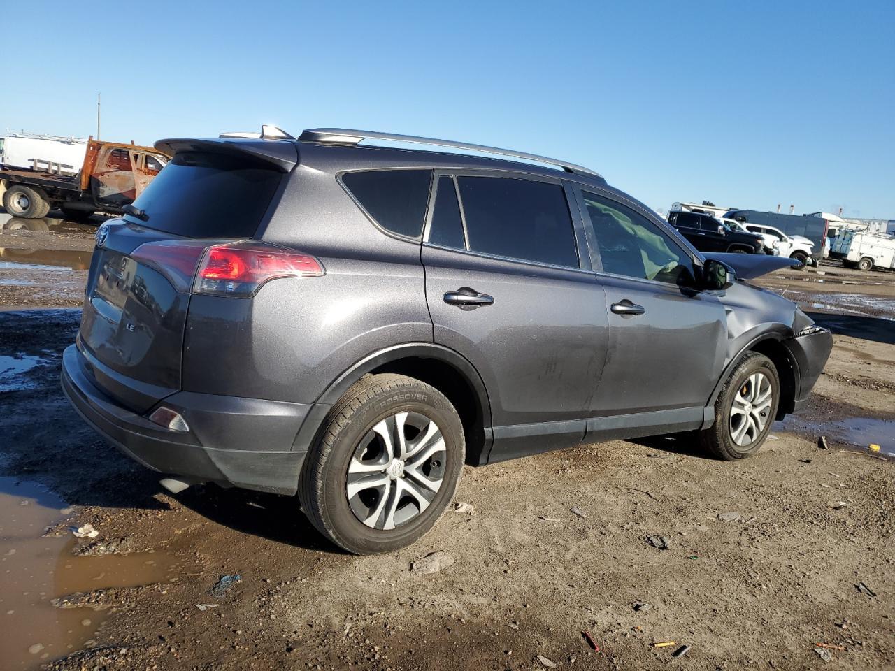 2018 TOYOTA RAV4 LE - Image 3