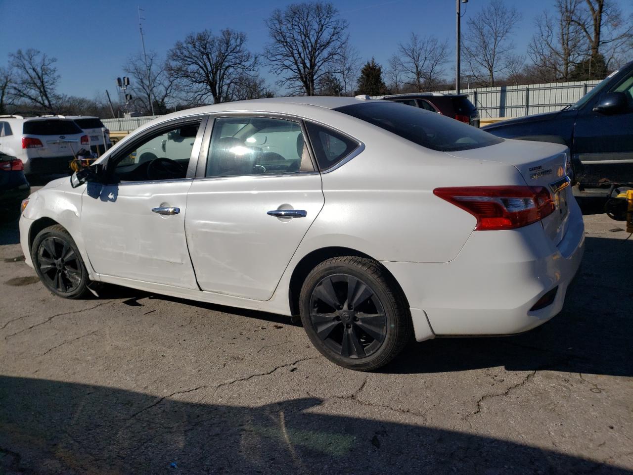 2017 NISSAN SENTRA S - Фото 2