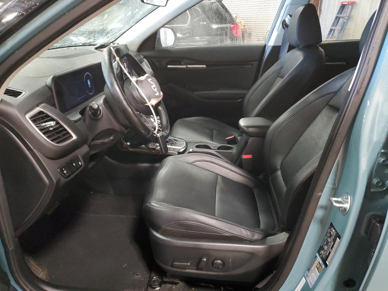 2024 KIA SELTOS EX - Image 7