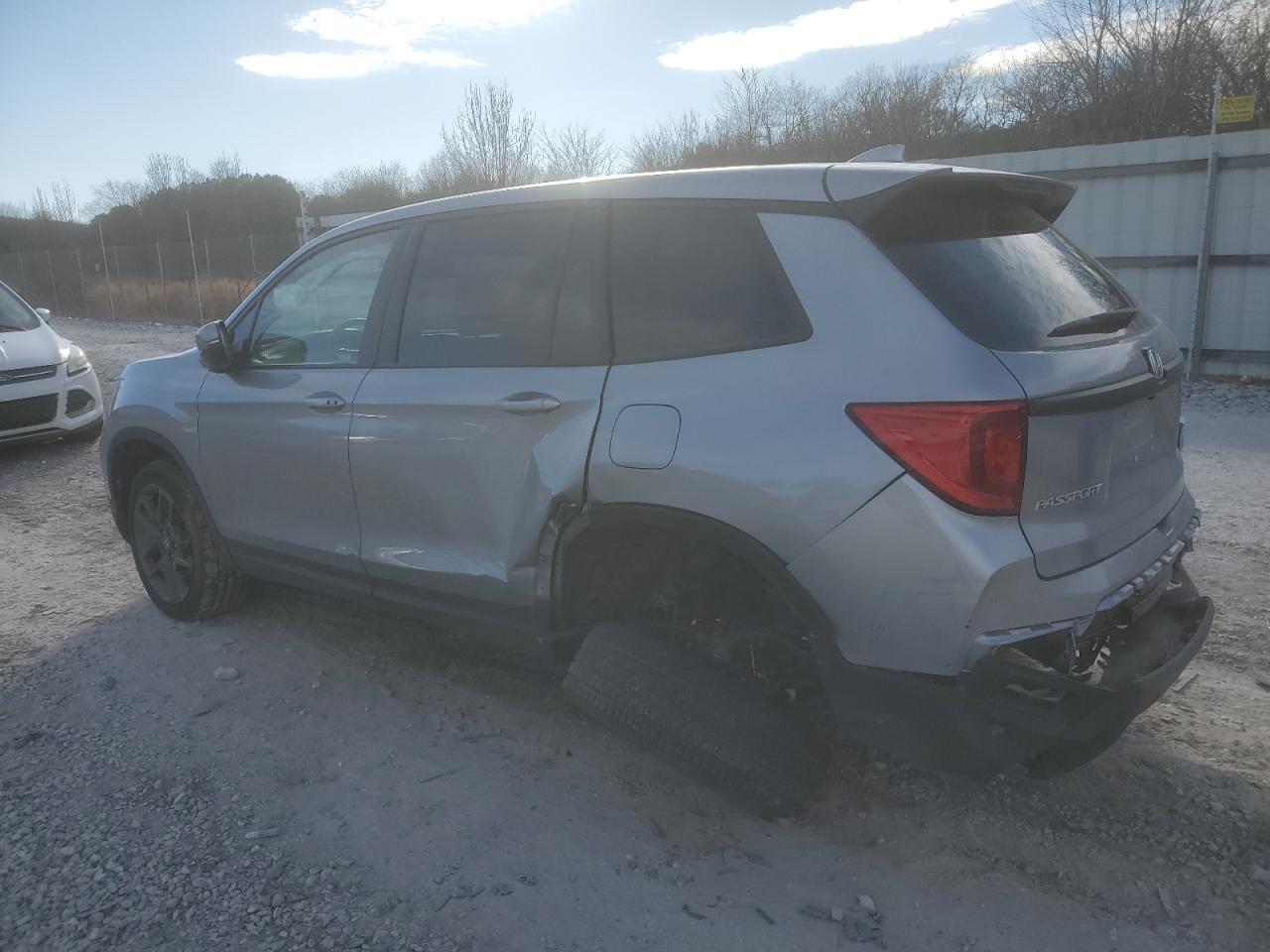 2023 HONDA PASSPORT E - Фото 2