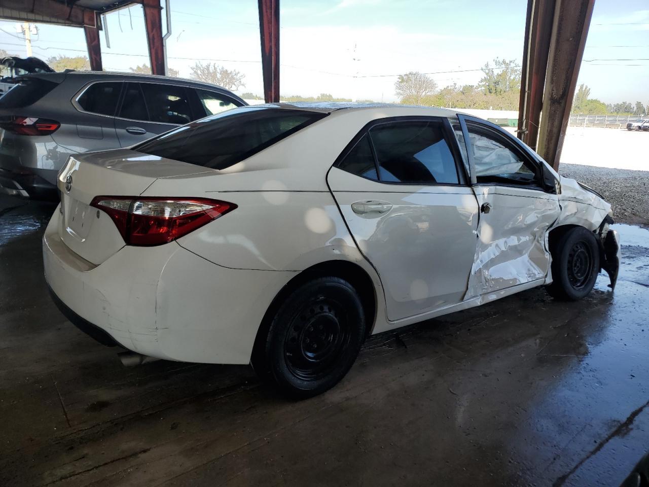 2016 TOYOTA COROLLA L - Image 3
