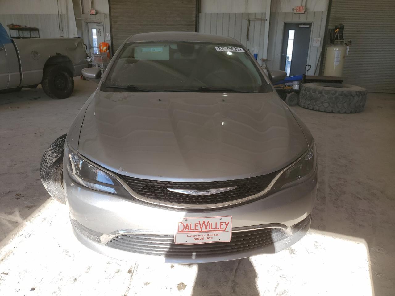 2015 CHRYSLER 200 LIMITE - Image 5