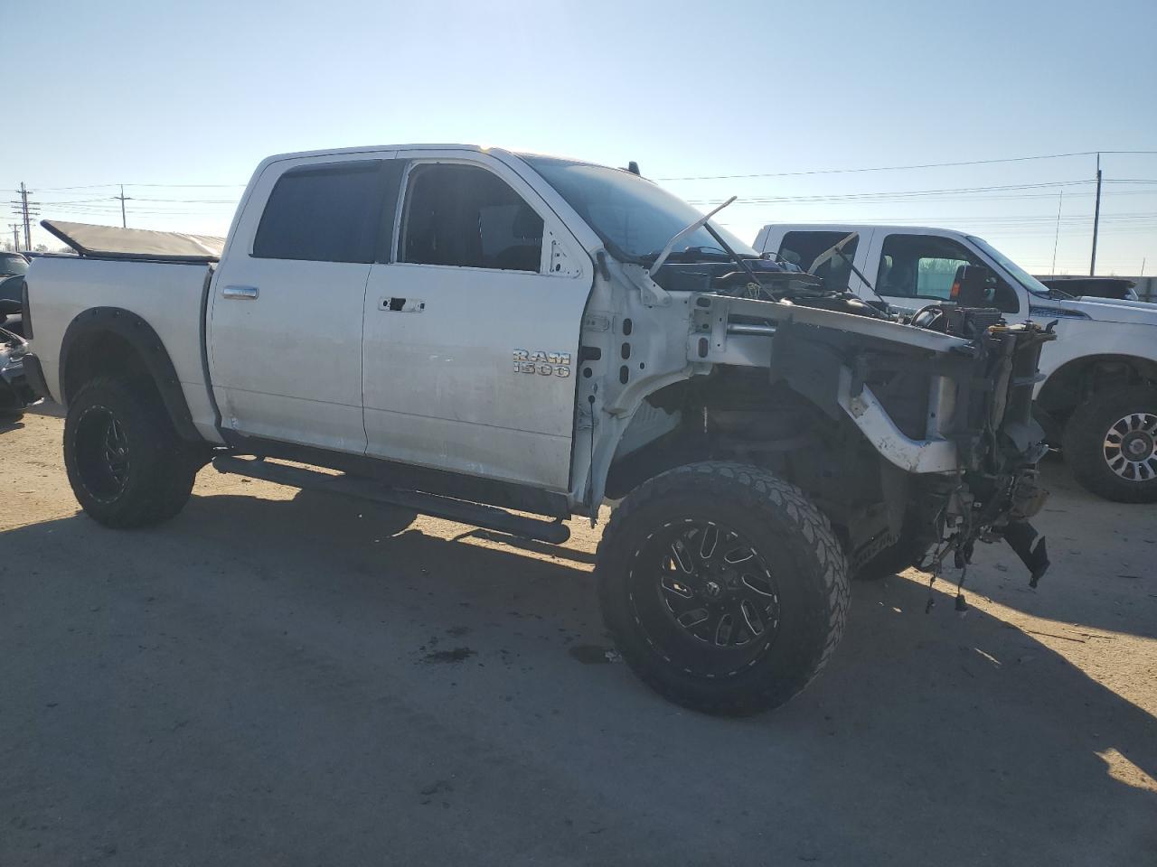 2015 RAM 1500 SLT - Image 4