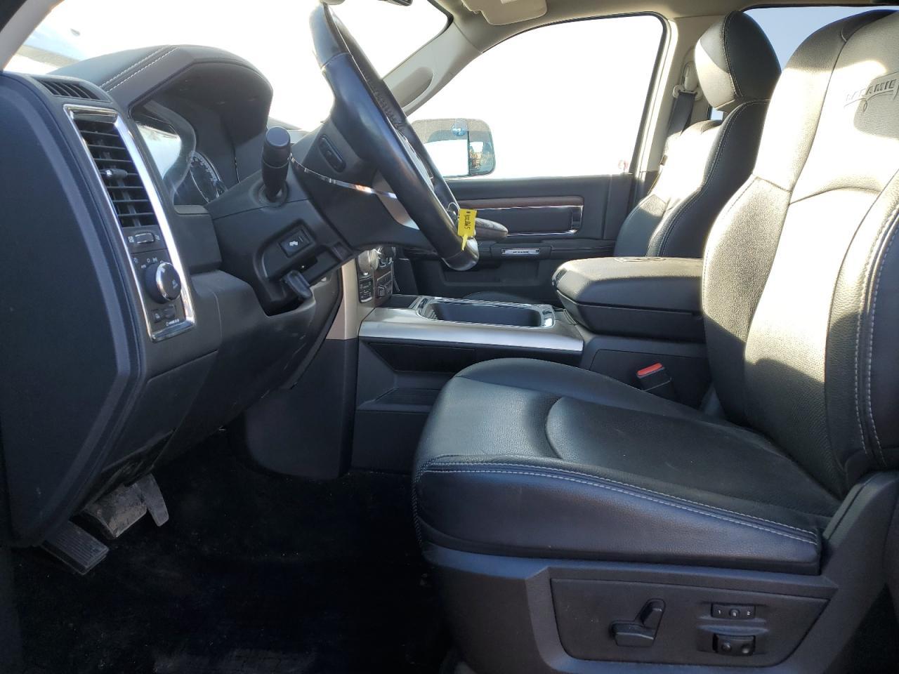 2017 RAM 1500 LARAM - Image 7