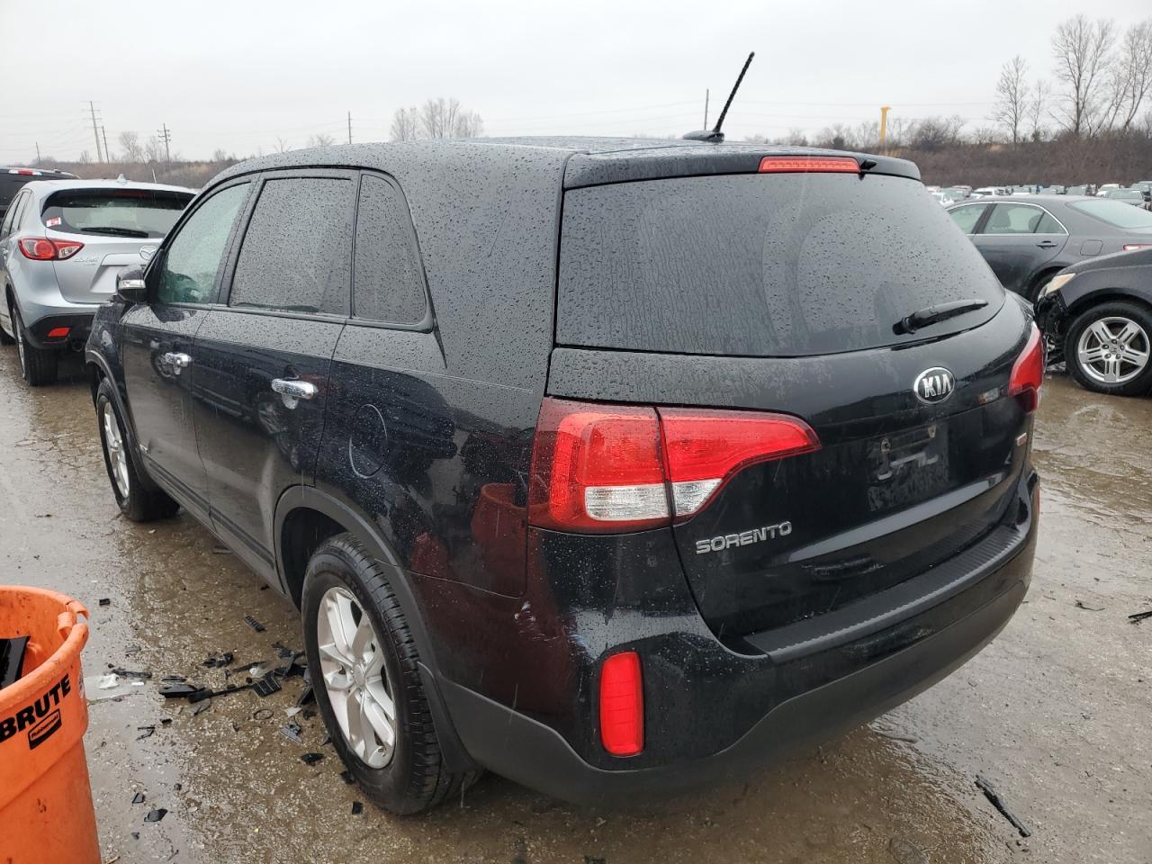 2014 KIA SORENTO LX - Image 2