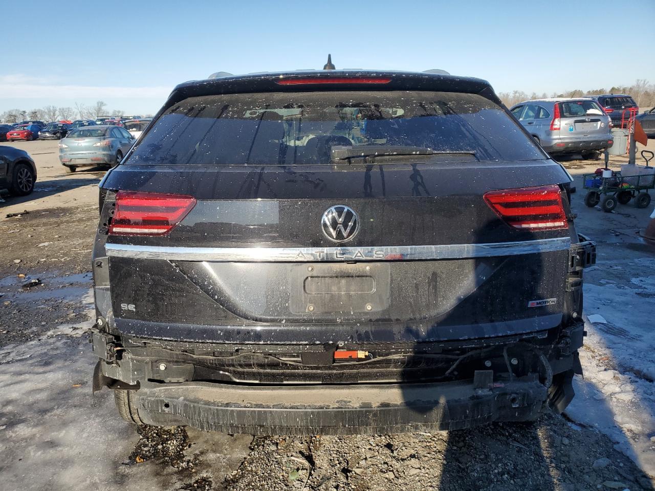 2022 VOLKSWAGEN ATLAS CROS - Фото 6