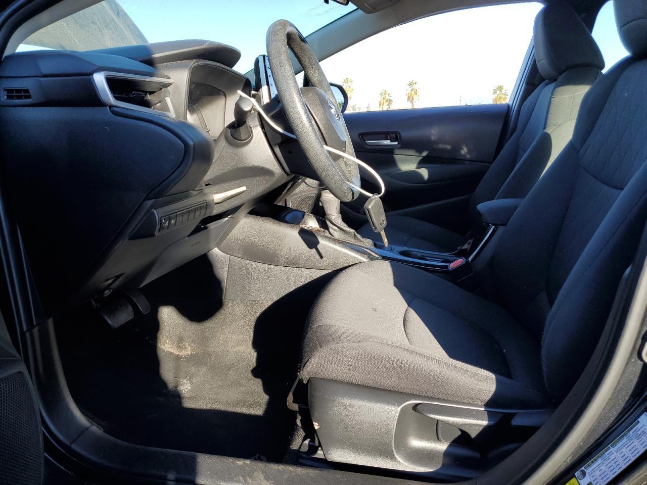 2021 TOYOTA COROLLA LE - Image 7