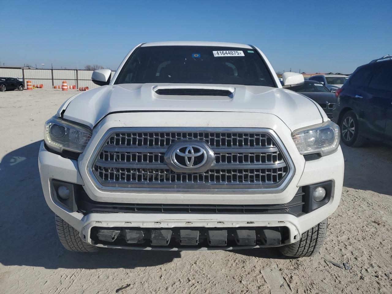 2017 TOYOTA TACOMA DOU - Фото 5