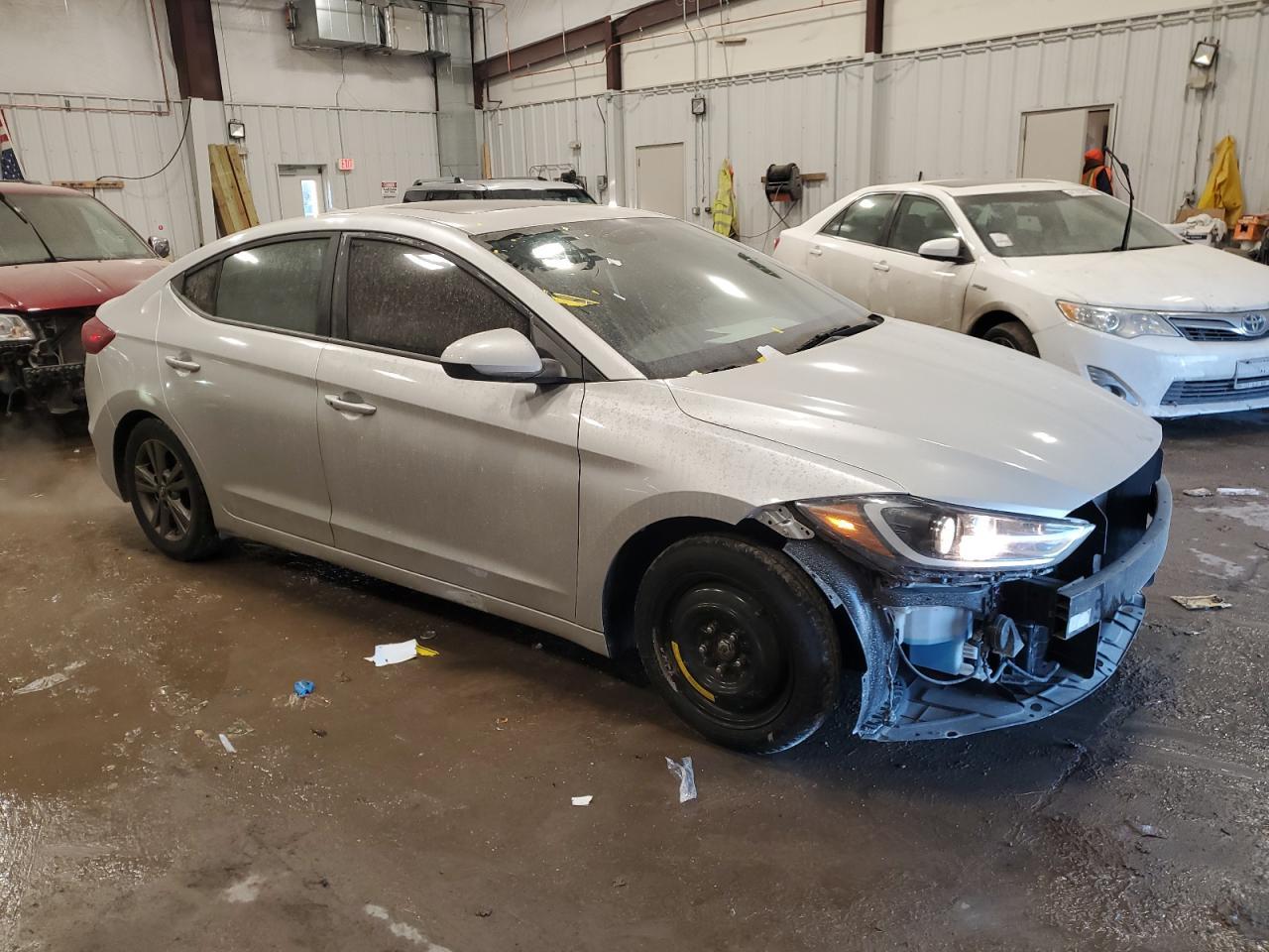 2018 HYUNDAI ELANTRA SE - Фото 4