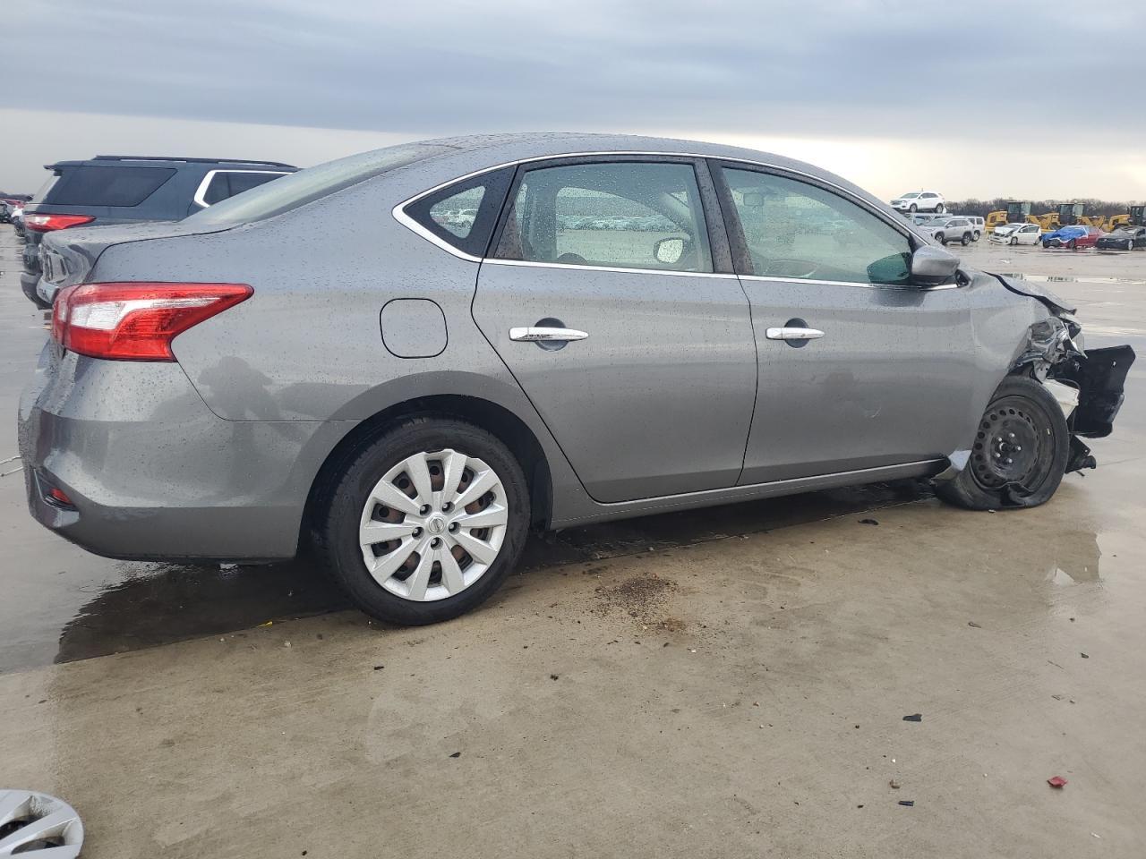 2017 NISSAN SENTRA S - Фото 3