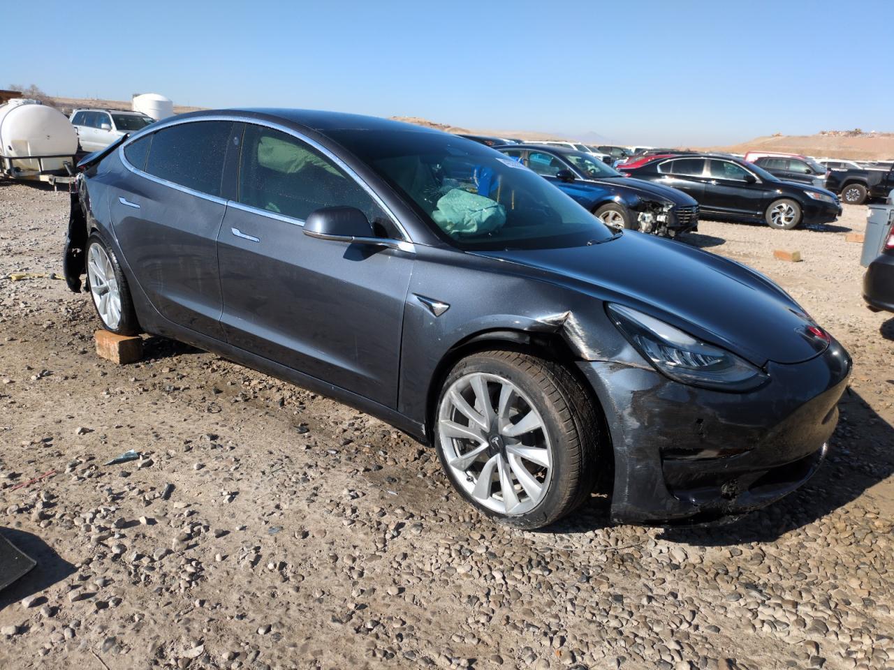 2019 TESLA MODEL 3 - Image 4