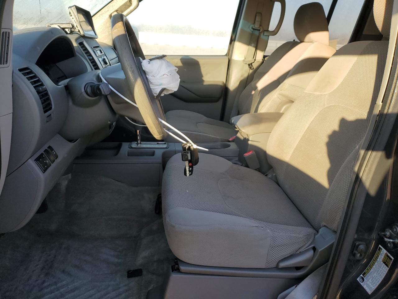 2012 NISSAN FRONTIER S - Фото 7