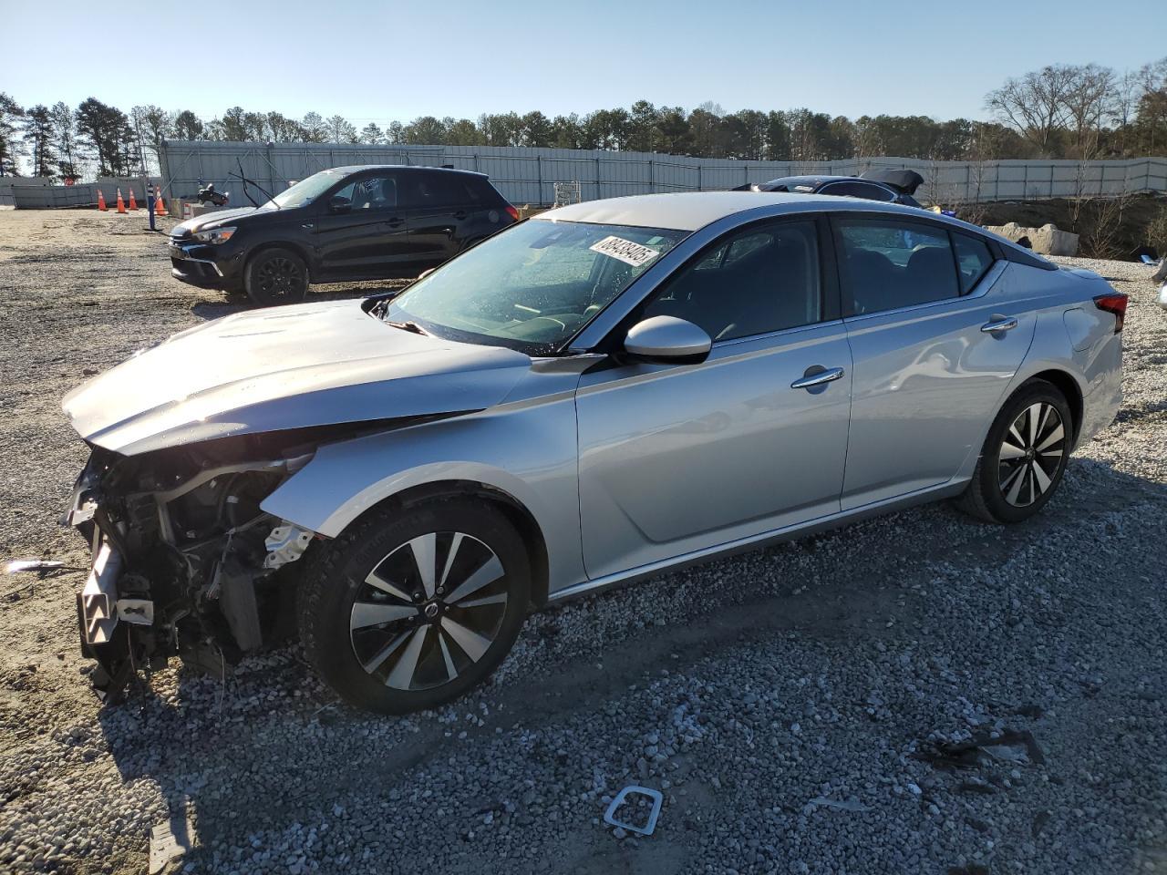 2022 NISSAN ALTIMA SV