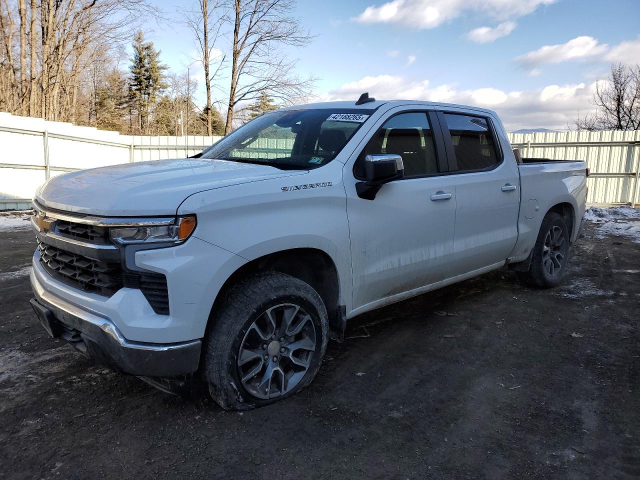 2024 CHEVROLET SILVERADO