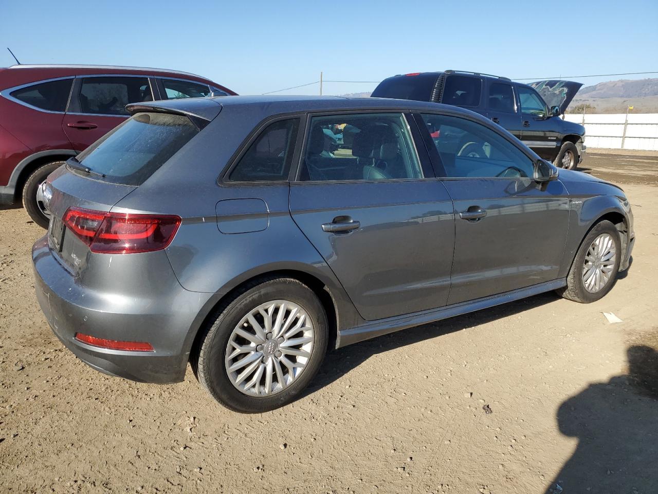 2016 AUDI A3 E-TRON - Image 3