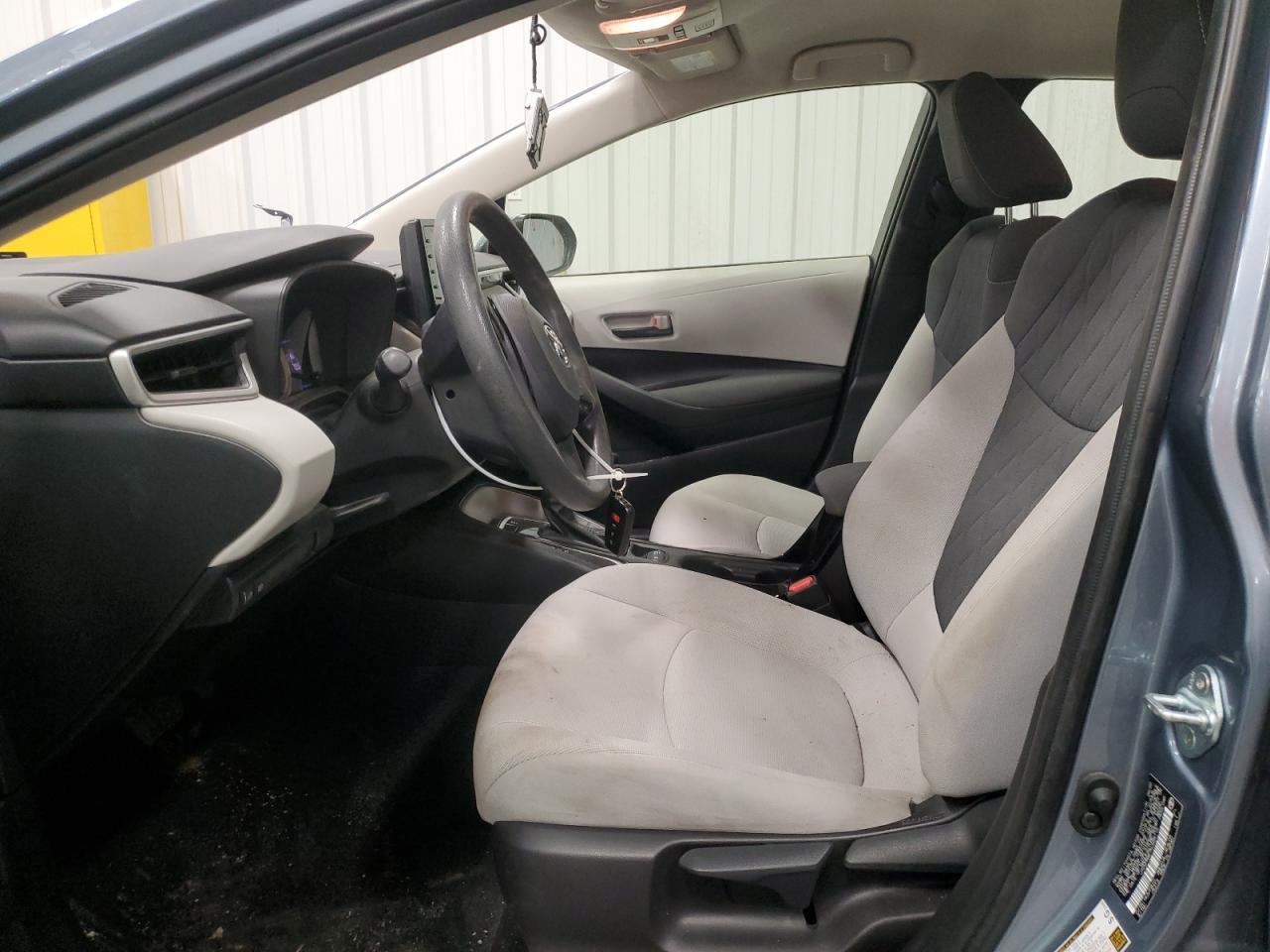 2022 TOYOTA COROLLA LE - Фото 7