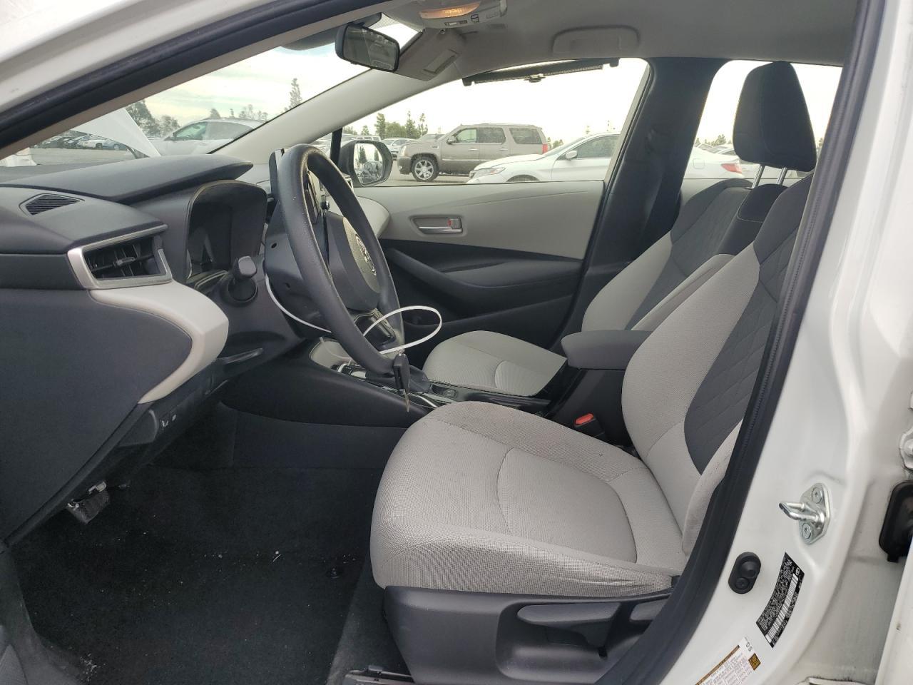 2021 TOYOTA COROLLA LE - Image 7