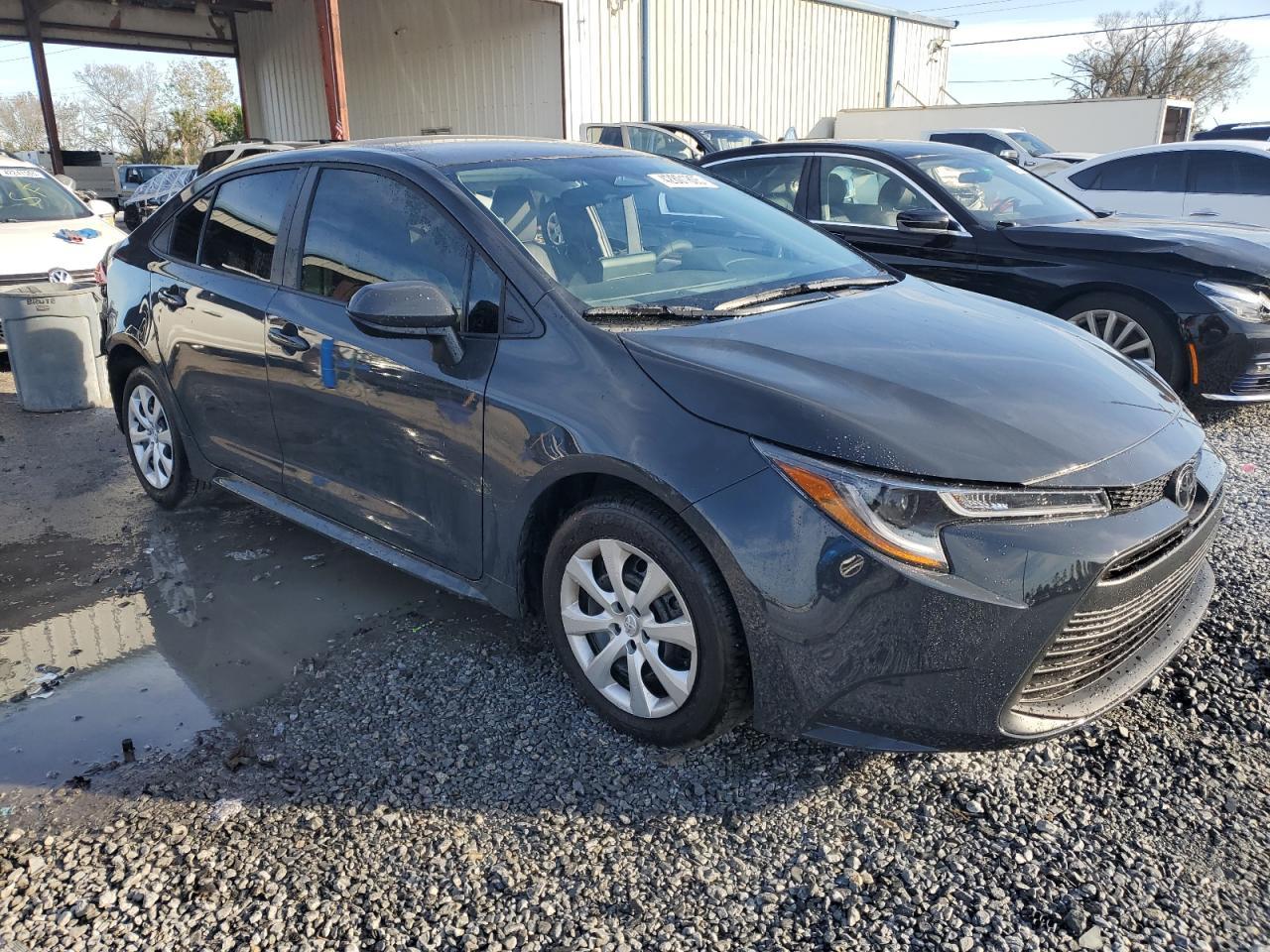 2025 TOYOTA COROLLA LE - Фото 4