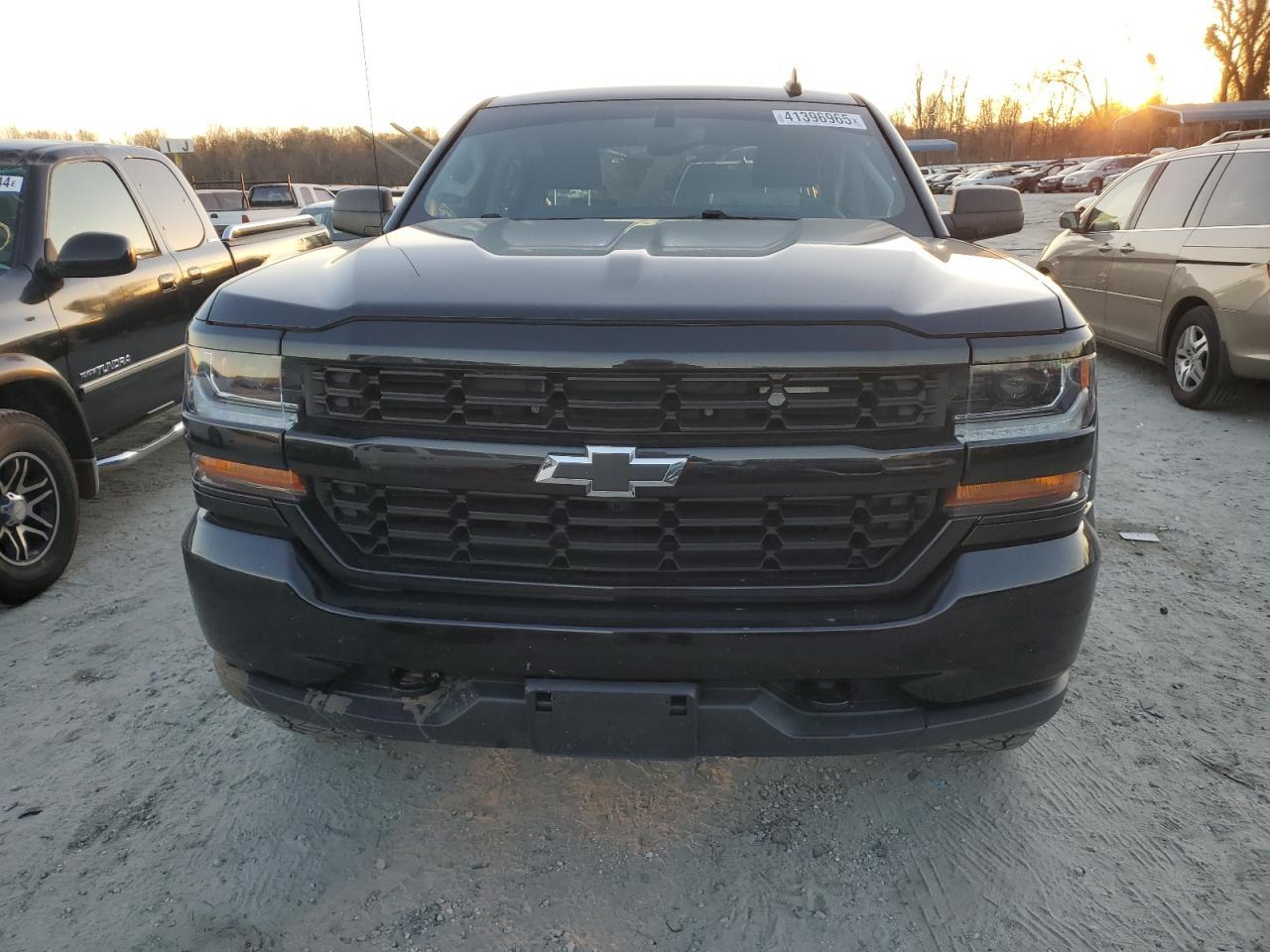 2018 CHEVROLET SILVERADO - Фото 5