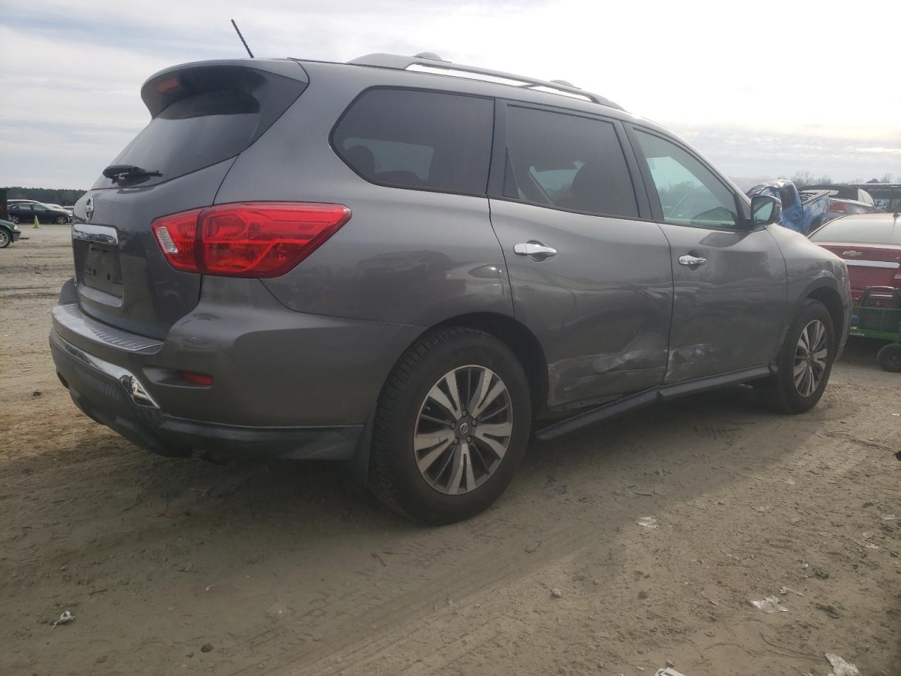 2017 NISSAN PATHFINDER - Image 3