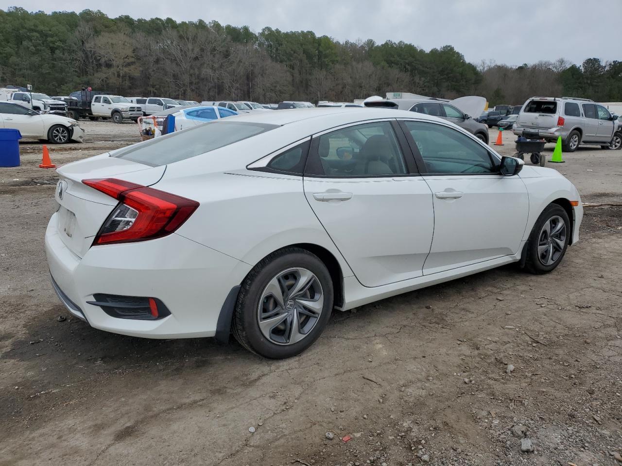 2019 HONDA CIVIC LX - Image 3