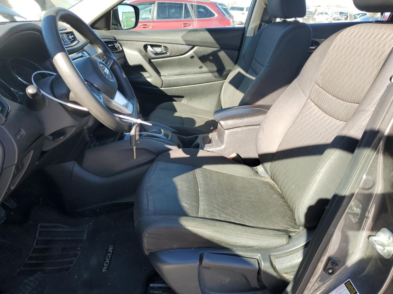 2017 NISSAN ROGUE SV - Фото 7