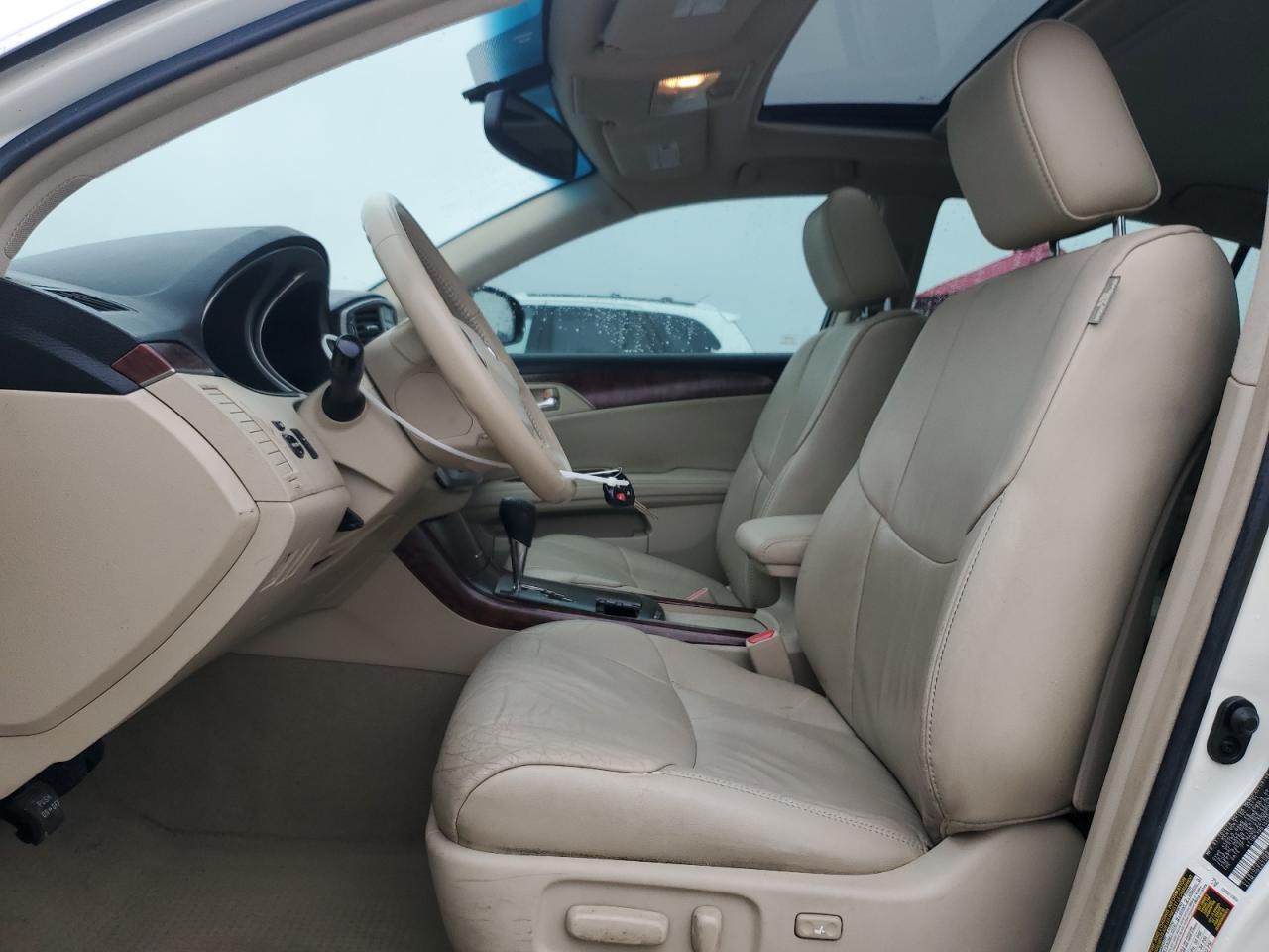 2011 TOYOTA AVALON BAS - Image 7