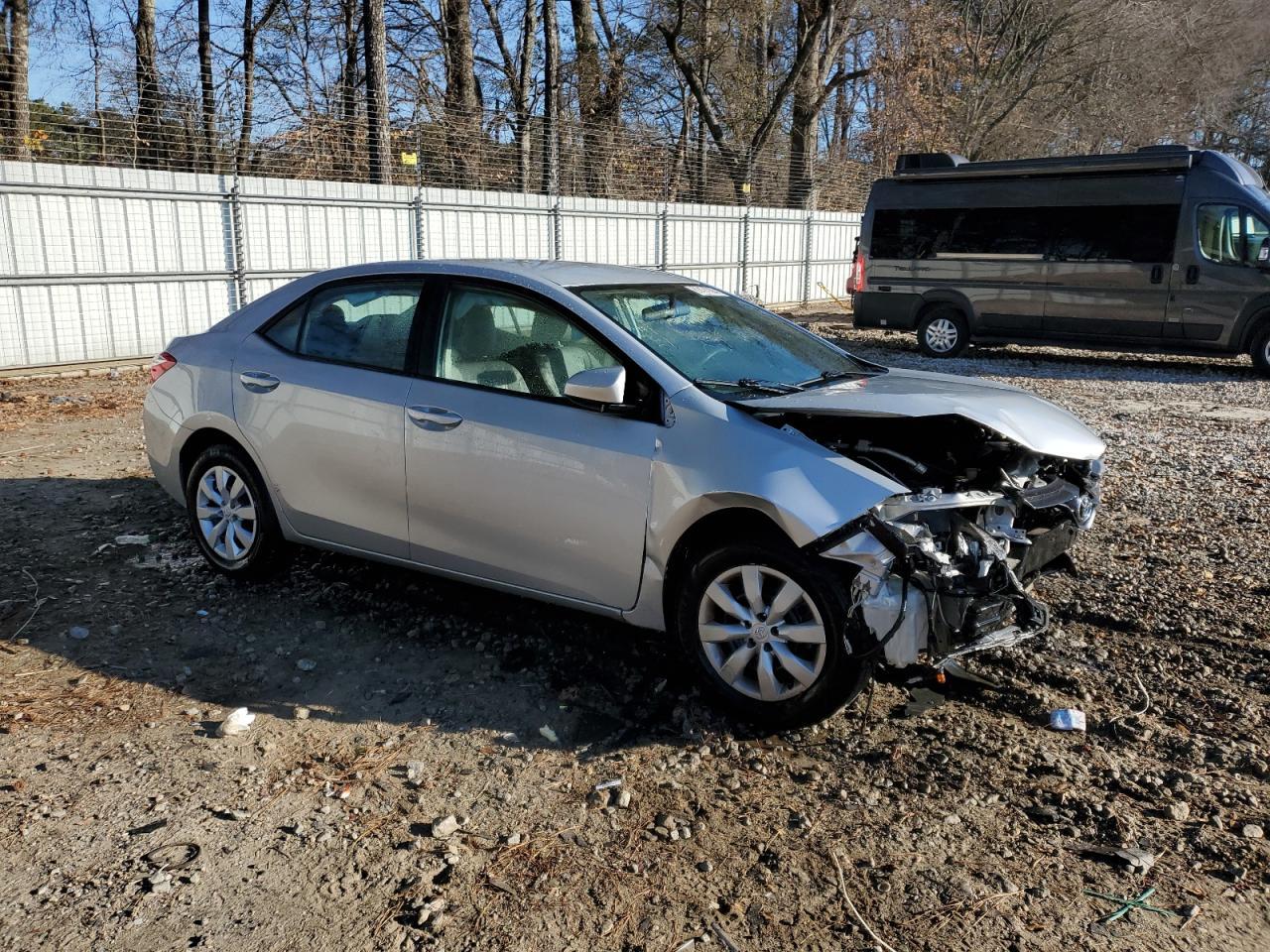 2015 TOYOTA COROLLA L - Image 4