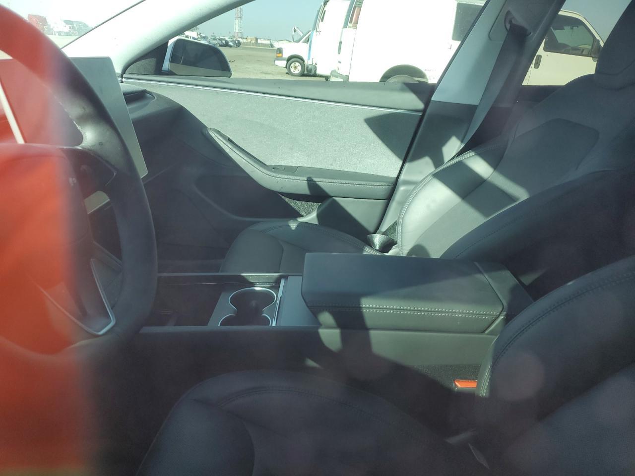 2024 TESLA MODEL 3 - Image 7
