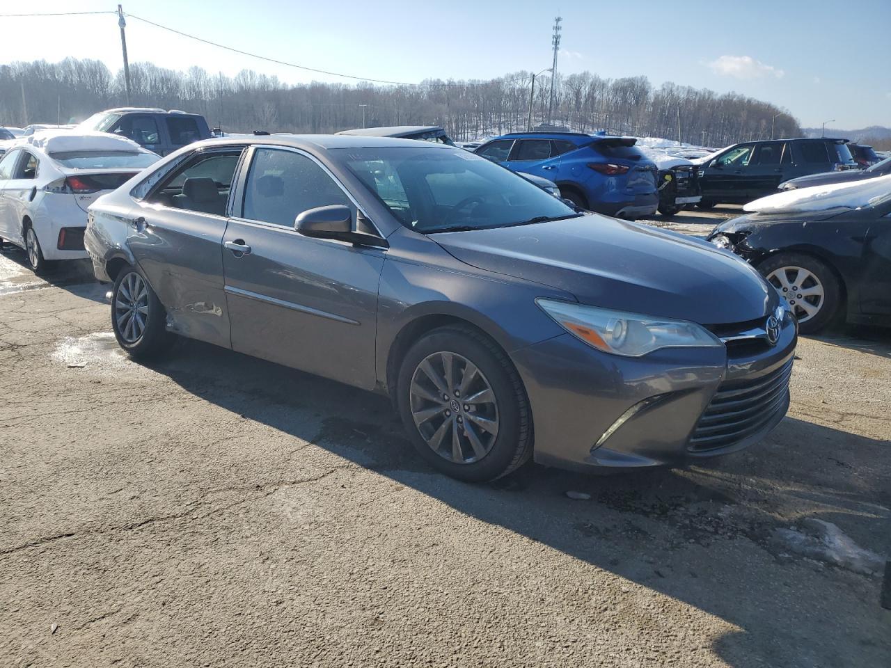 2016 TOYOTA CAMRY LE - Image 4