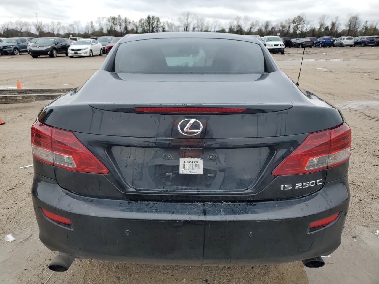 2014 LEXUS IS 250 - Image 6