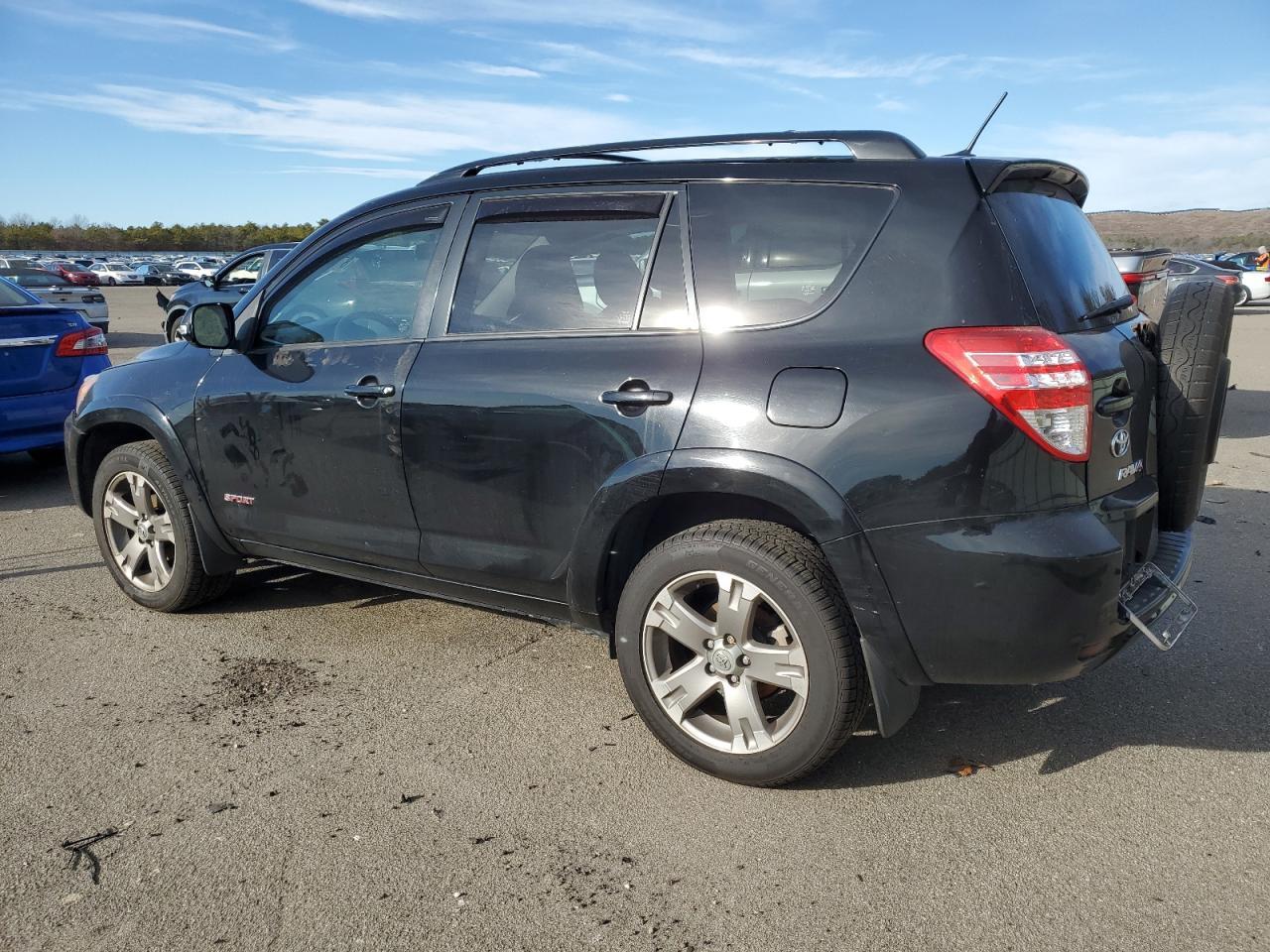 2011 TOYOTA RAV4 SPORT - Фото 2