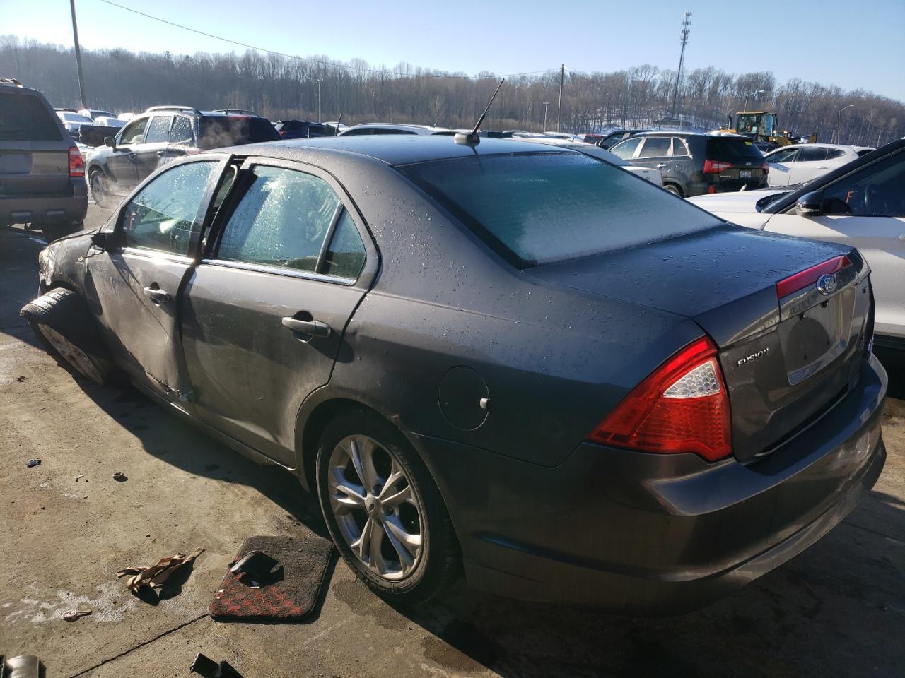 2012 FORD FUSION SE - Image 2