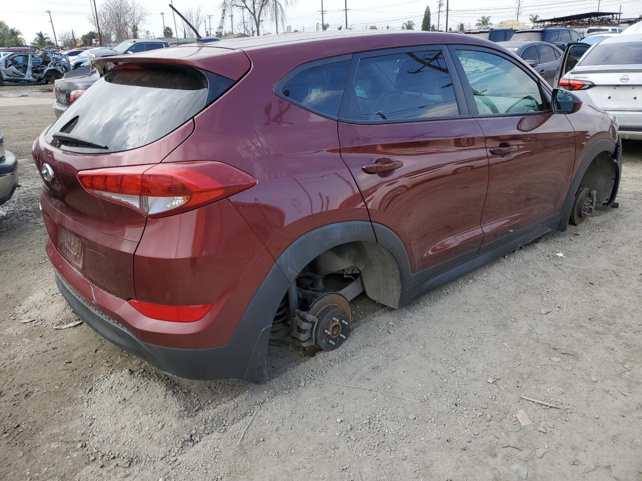 2016 HYUNDAI TUCSON SE - Фото 3
