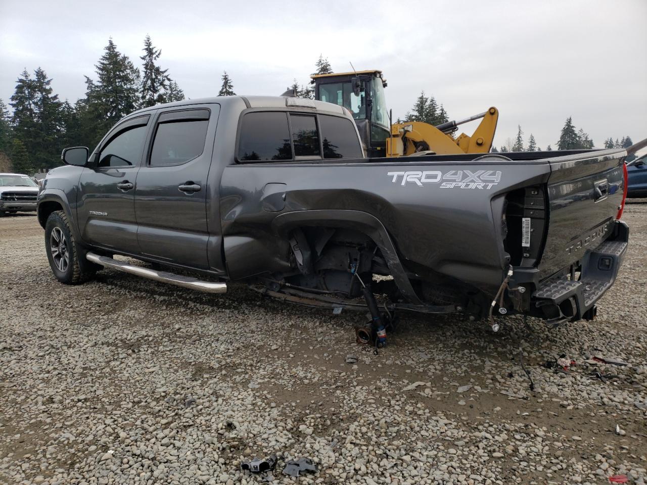 2016 TOYOTA TACOMA DOU - Фото 2