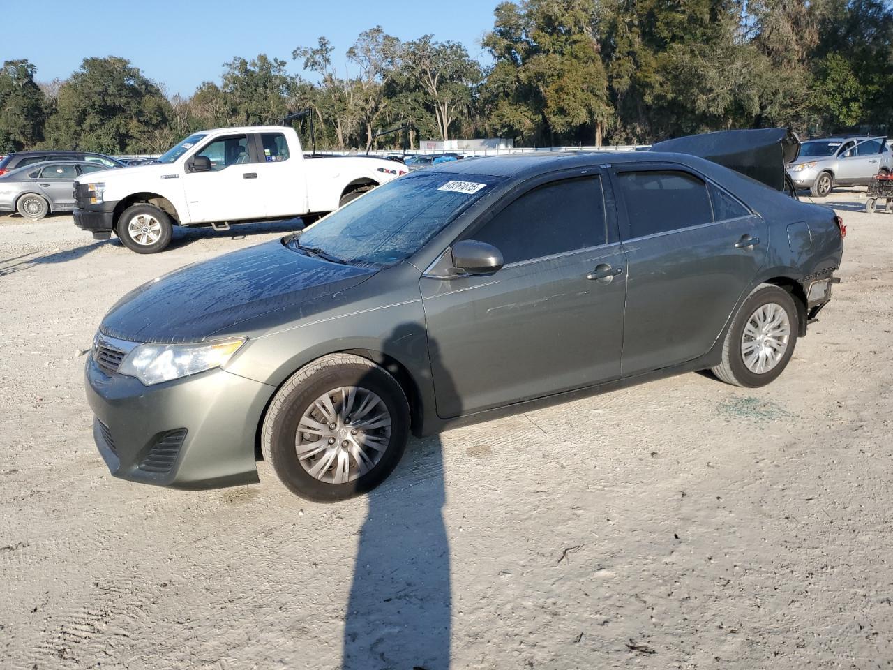 2014 TOYOTA CAMRY L car image