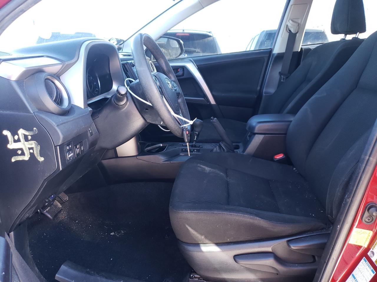 2018 TOYOTA RAV4 LE - Фото 7
