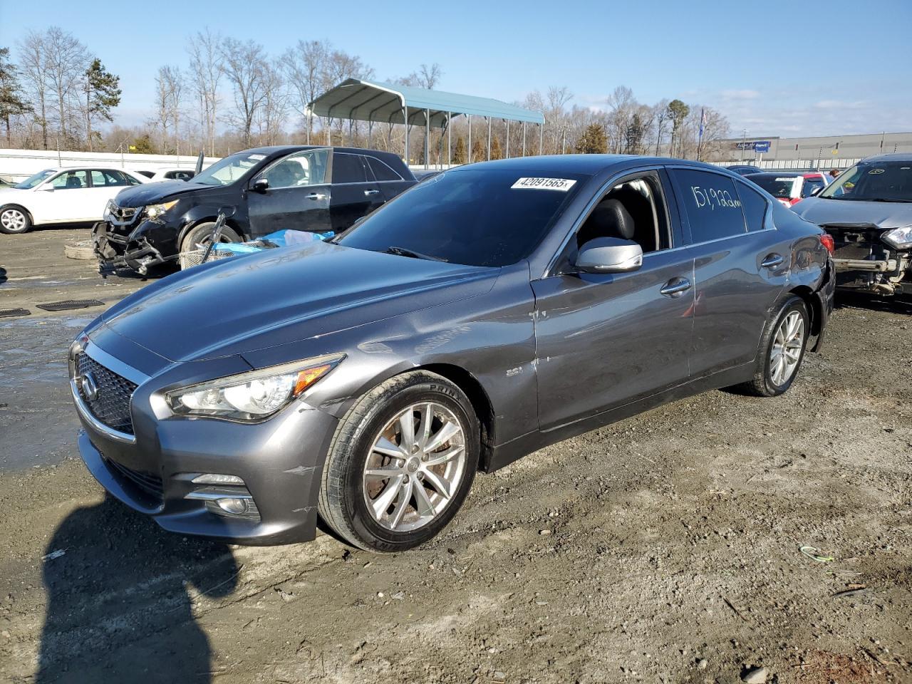 2016 INFINITI Q50 BASE