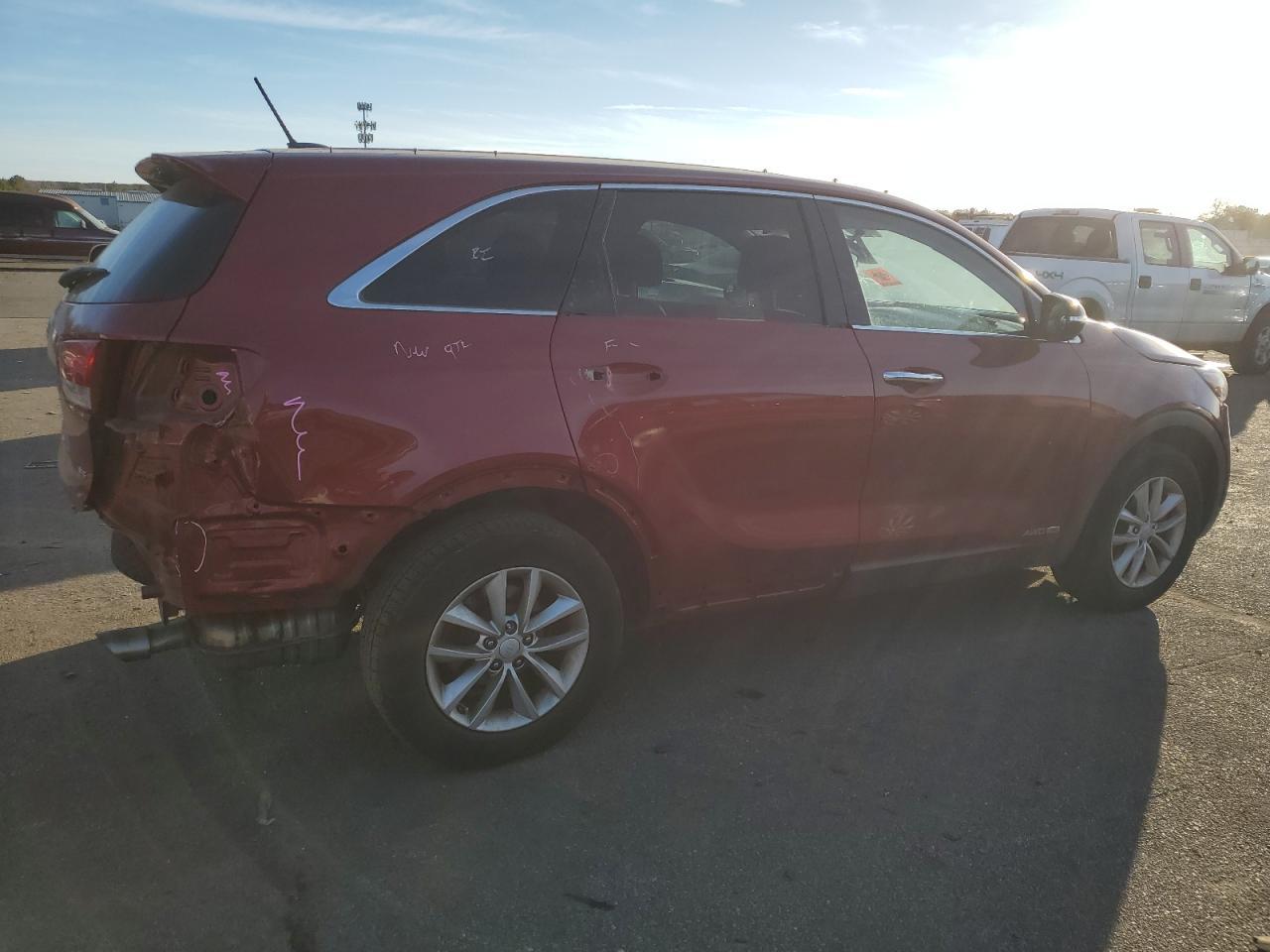 2017 KIA SORENTO LX - Фото 3