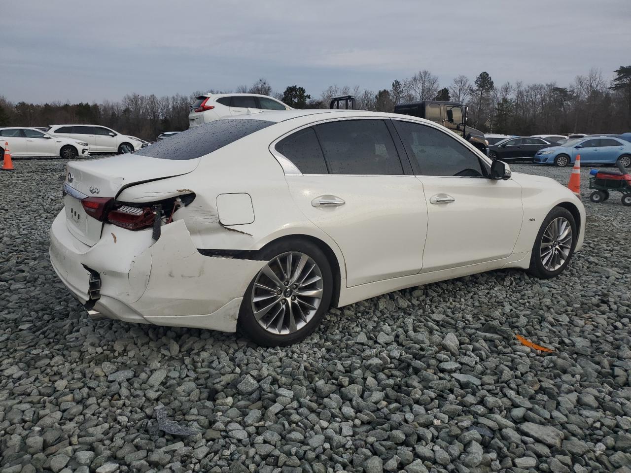 2018 INFINITI Q50 LUXE - Фото 3