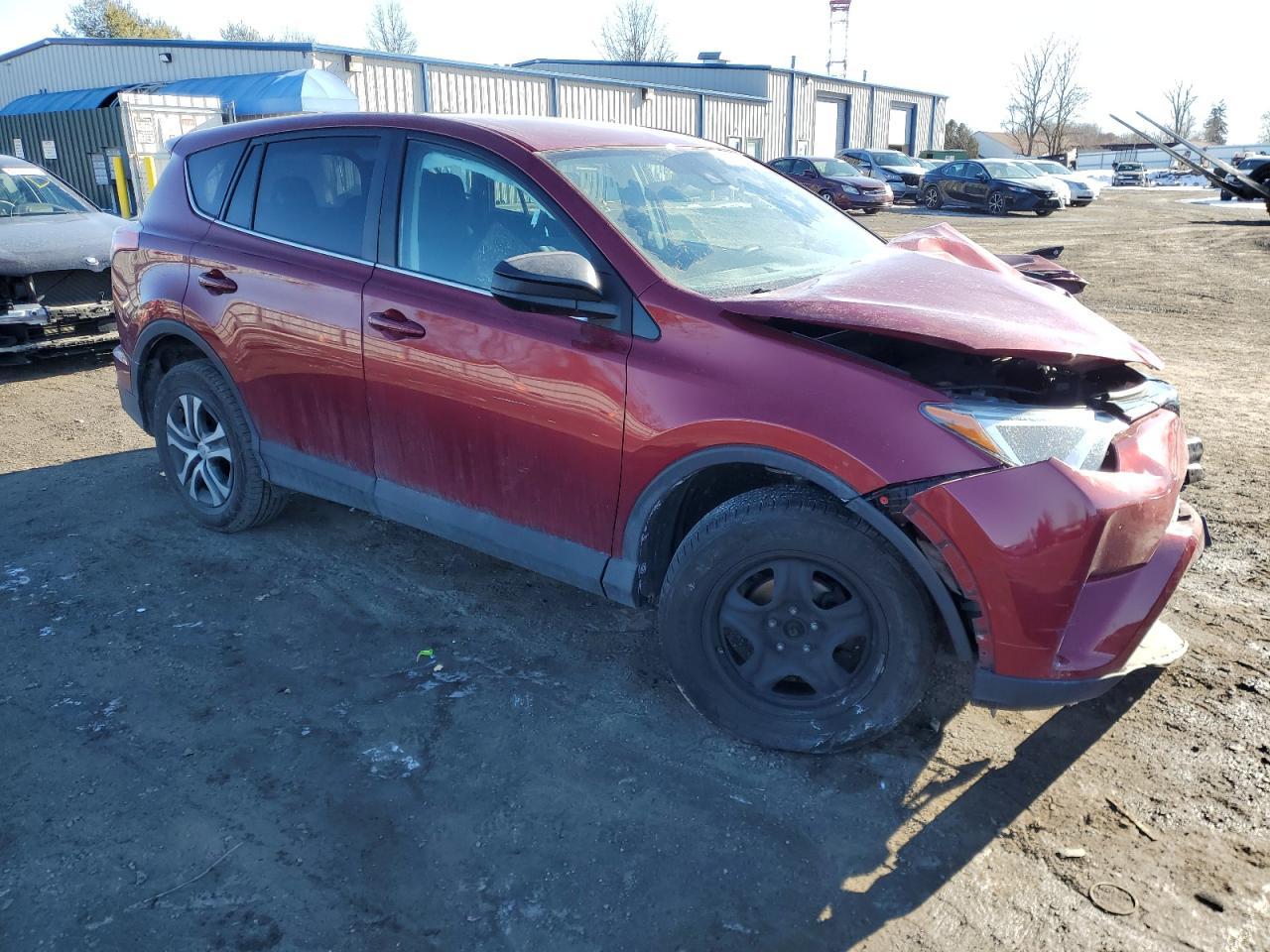 2018 TOYOTA RAV4 LE - Фото 4