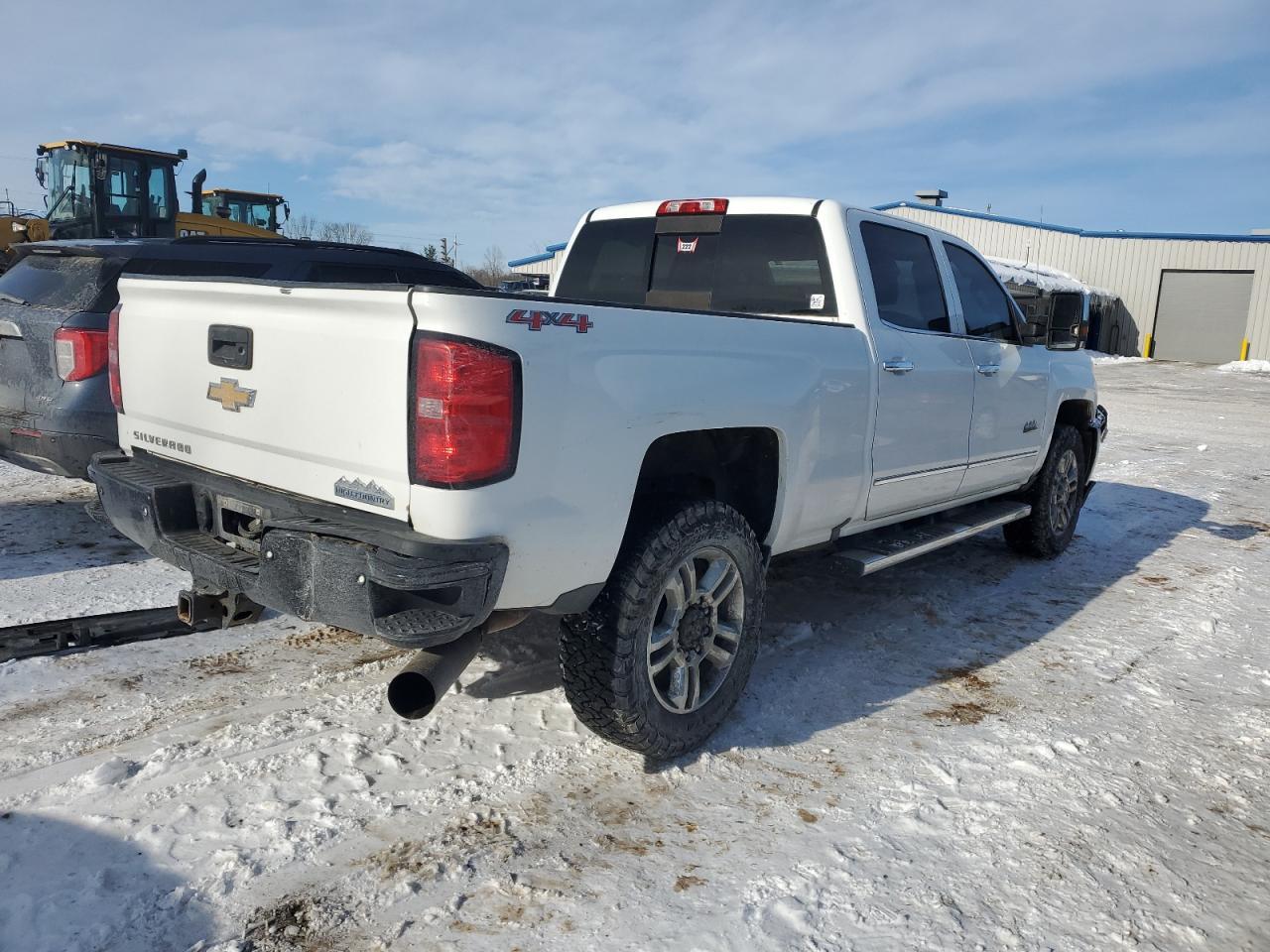 2015 CHEVROLET SILVERADO - Фото 3