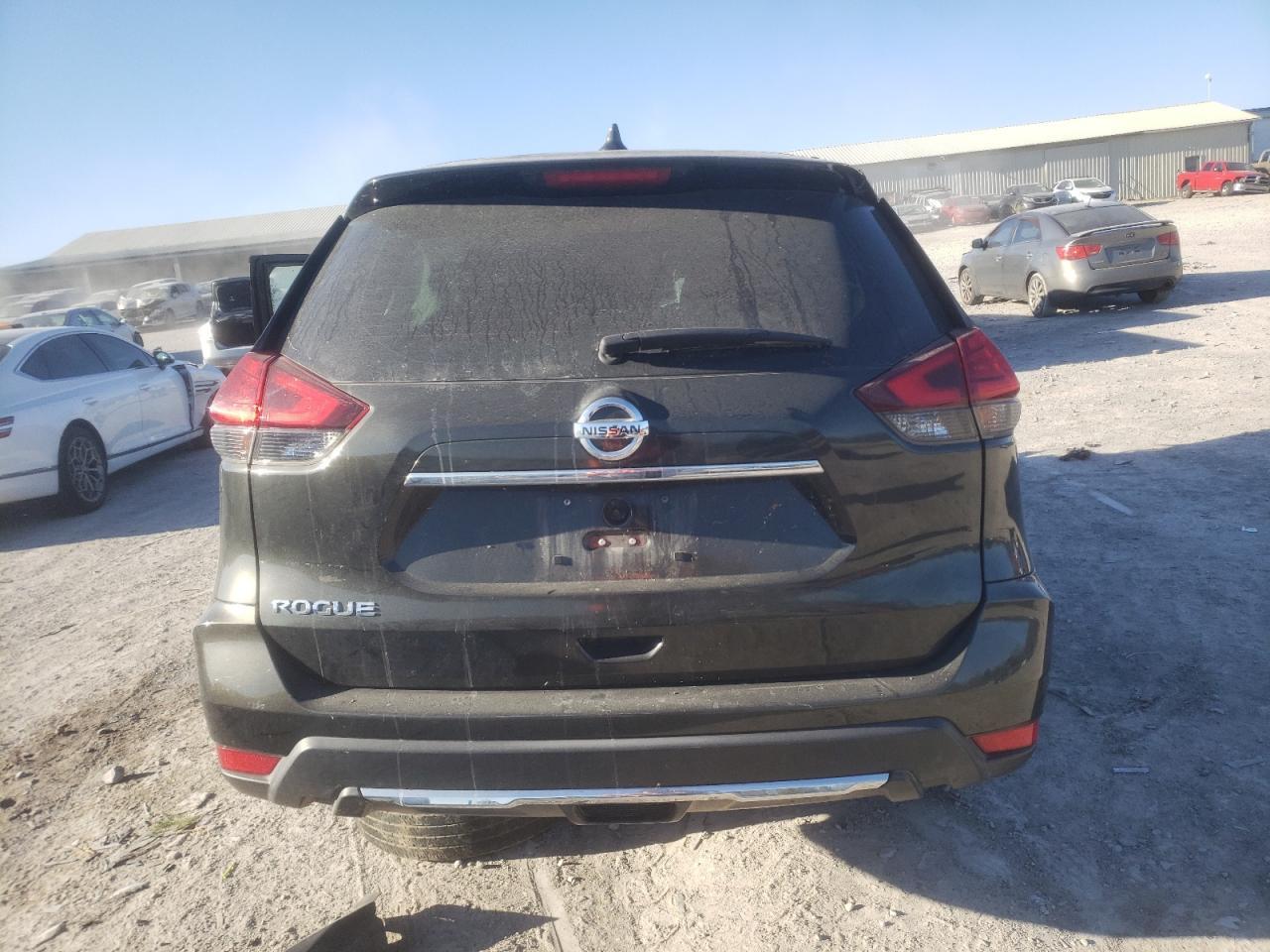 2017 NISSAN ROGUE S - Image 6