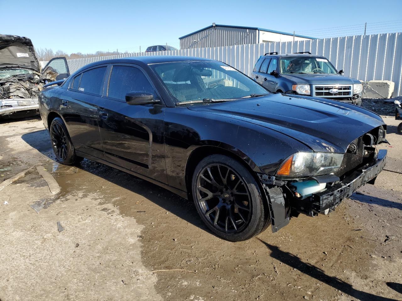 2014 DODGE CHARGER SE - Image 4